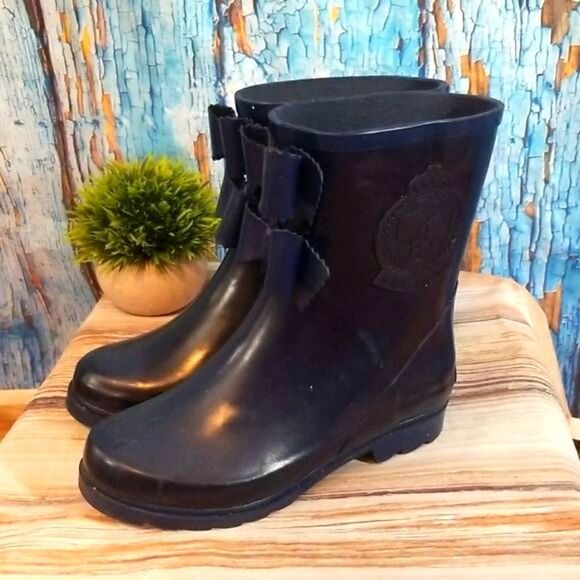 Juicy Couture Bow Accent Navy Rain Boots - Picture 2 of 10